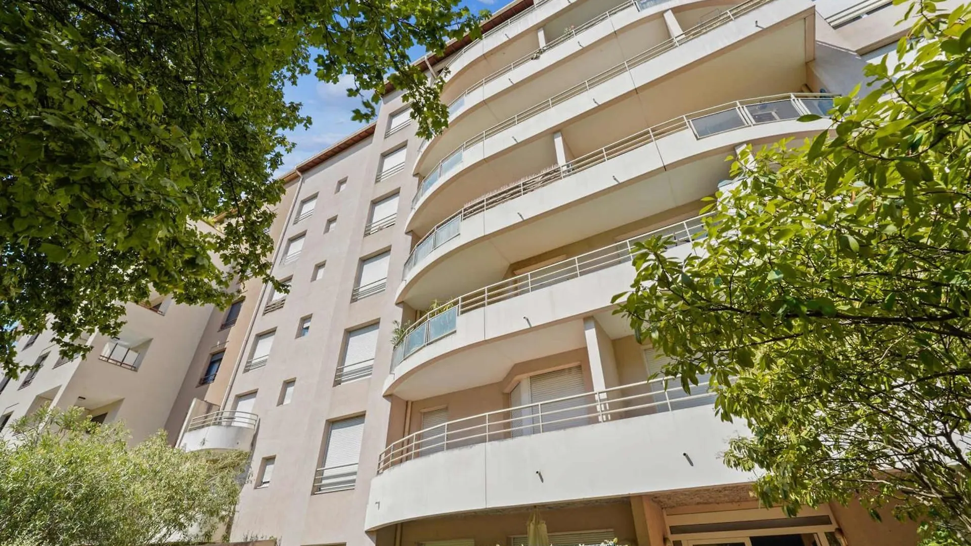 Baraban Apartment For 4 People With Balcony Near Part-Dieu Lyon
